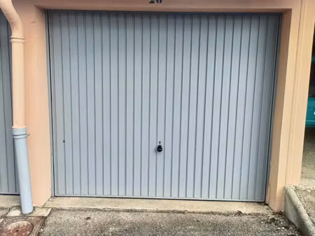 parking / box 1 pièces 13 m² à louer pont-de-chéruy 38230 ? | era immobilier