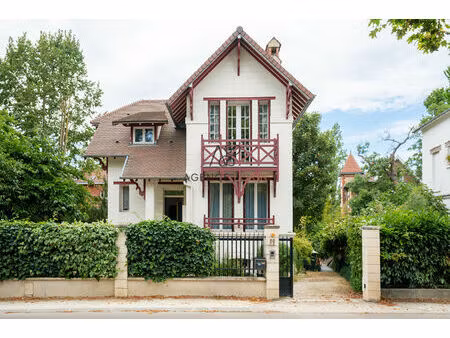 maison le vésinet 5 pièce(s) 103.72 m2