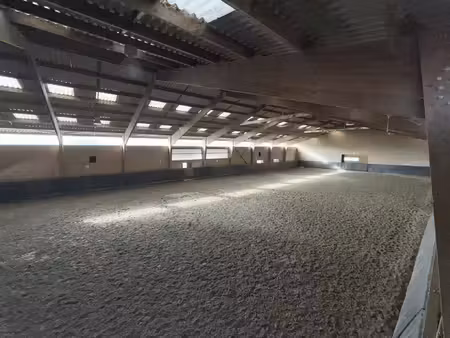 haras meyrie 2 pièces 49358 m2