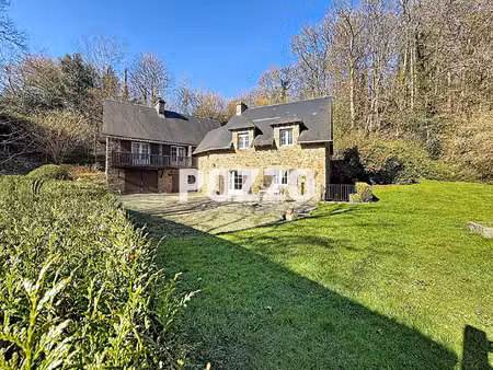 à vendre - ancien moulin de caractère 8 pièces lolif terrain 9540m²