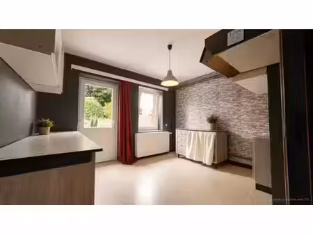 maison 3 chambres avec jardin au centre de vielsalm
