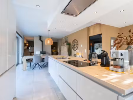 maison moderne 5 chambres avec studio