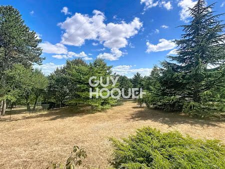 magnifique terrain à st gengoux de scisse de 1200 m2