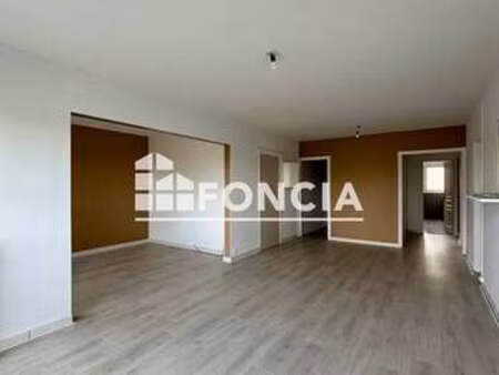 location appartement 4 pièces à saint-herblain bernardière-bellevue-harlière (44800) : à l