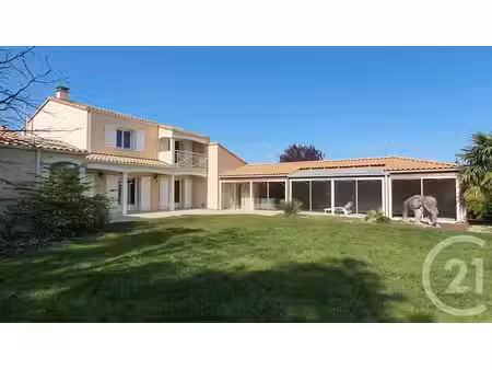 maison à vendre - 6 pièces - 208 59 m2 - chateauneuf - 85 - pays-de-loire