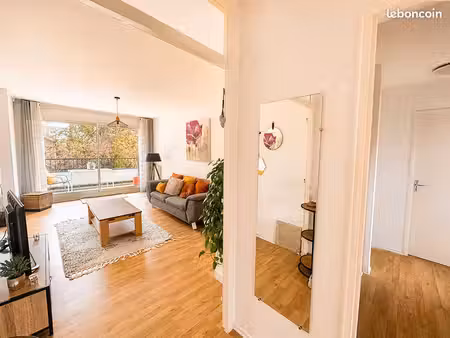 appartement 4 pièces 77 m²