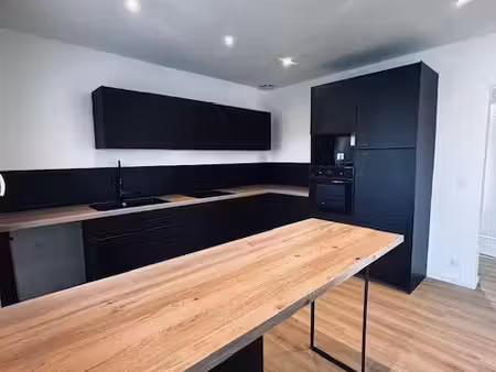 maison coup de cœur 95 m2 - rénovée entièrement - dpe b - climatisée - proche centre arvey