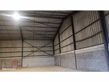 location bâtiment de 10 à 500