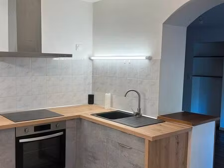 contrexeville centre loue f3 duplex