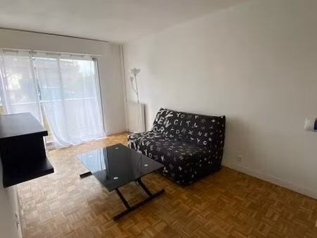 location studio + parking