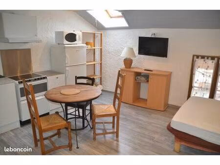 studio meuble