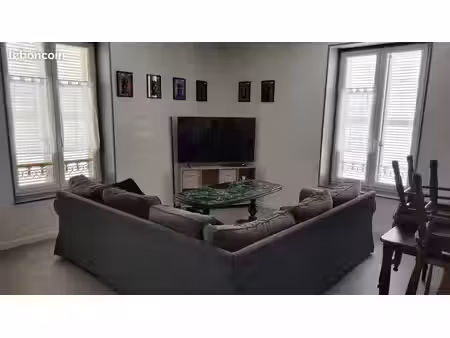 bel appartement à louer