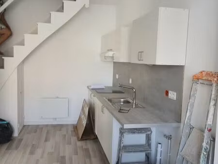 loue appartement maison de village
