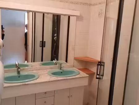 beau petit appartement