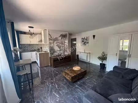 studio 1 pièce 23 m²
