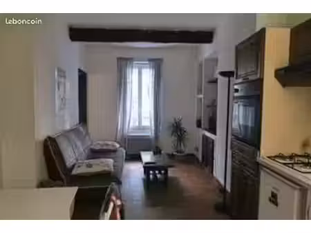 t2 meublé 33 m² – manosque – quartier soubeyran