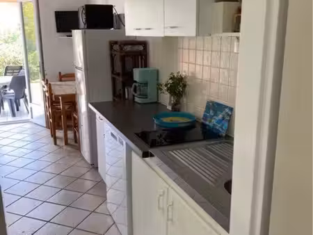 petite villa avec jardin  proche mer