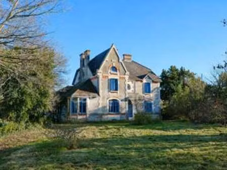 vente maison à reignac (16360) : à vendre / 678m² reignac