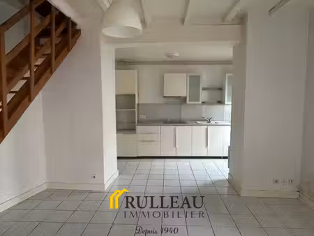 centre-ville: appartement t3 à louer