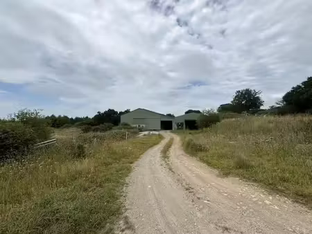vente terrain 10890 m² à crasville (50630)  156 300 €