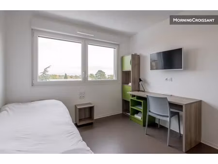 location meublée appartement 1 pièce 20 m² à pessac (33600)  725 €