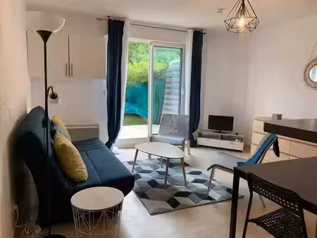 location meublée appartement 1 pièce 33 m² à nice (06000)  760 €