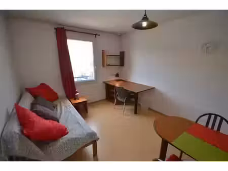 location meublée appartement 1 pièce 20 m² à villeurbanne (69100)  690 €
