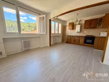 exclusivité – saint-étienne terrenoire – f2 de 42 59 m² – lumineux –