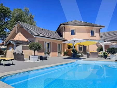 maison 205 m² – piscine – terrain 2 000 m²