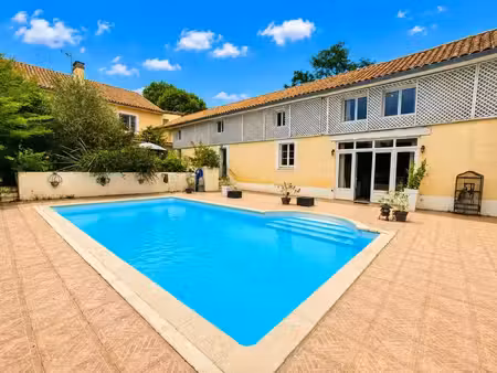 vente maison 14 pièces 384 m² villeneuve-lécussan (31580)