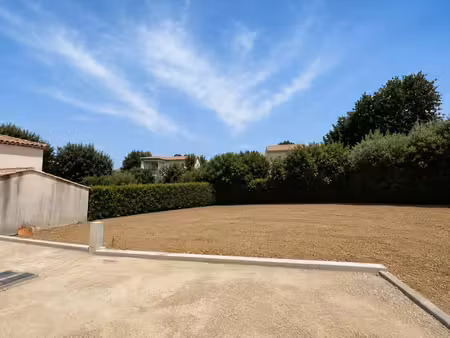 terrain constructible viabilisé à vendre