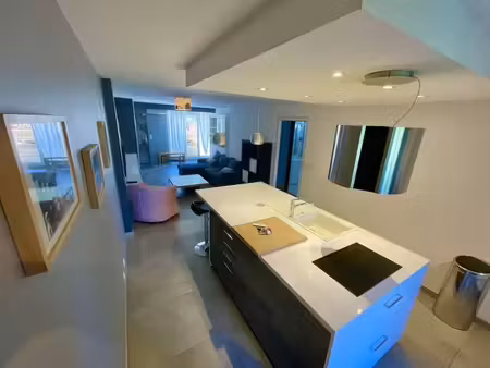 location meublée appartement 3 pièces 70 m² à montpellier (34000)  1 250 €