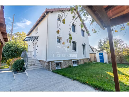 maison familiale 6 pièces de 122m2 à villeneuve-le-roi