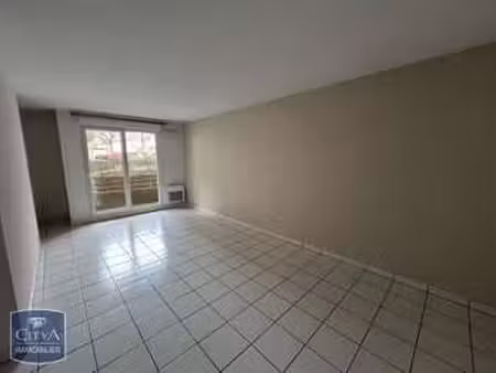 location appartement 2 pièces à laval (53000) : à louer 2 pièces / 50m² laval