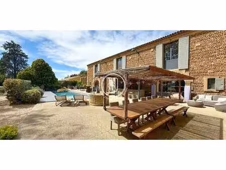 maison avec piscine mouriès (13)
