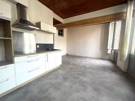 location appartement 3 pièces 65 m² à montauban (82000)