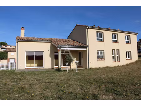 location maison 6 pièces 141 m² à castanet-tolosan (31320)