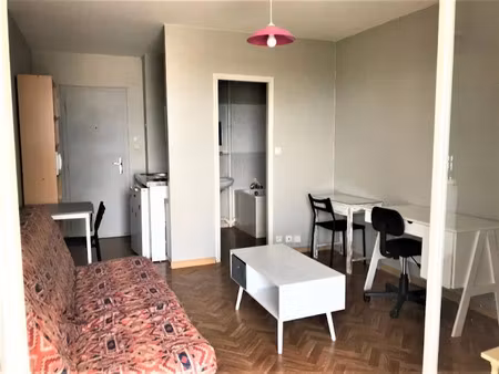 location appartement 1 pièce 17 m² à albi (81000)  370 €