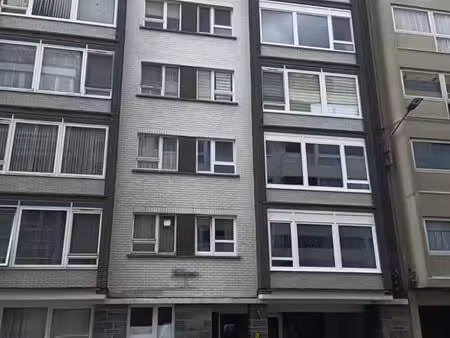 appartemont 3 chambres/110 m2 a la louvière