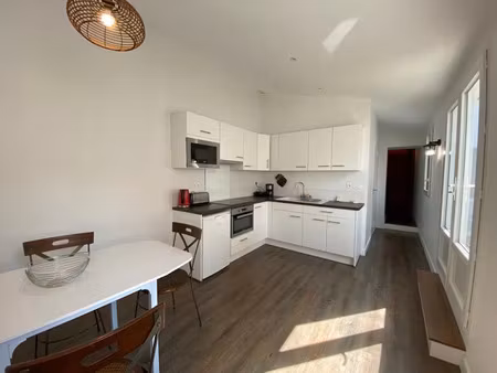 location meublée appartement 2 pièces 53.39 m² à saujon (17600)  613 €