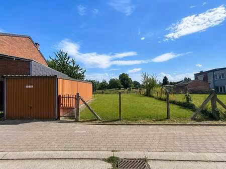 terrain plat de +-200m2 - milmort