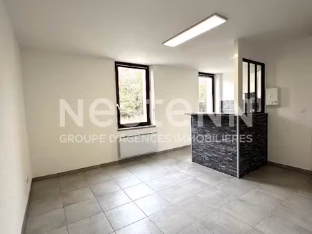 location appartement 3 pièces 50 m² à carcassonne (11000)  656 €