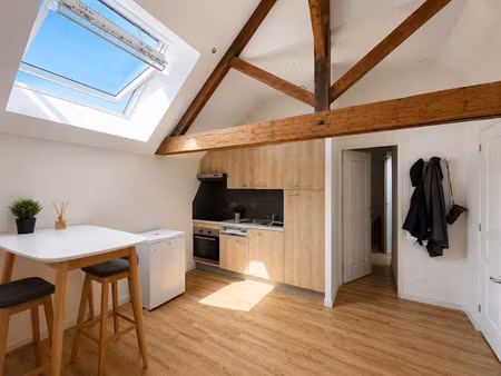 location meublée appartement 2 pièces 40 m² à le mans (72000)  560 €