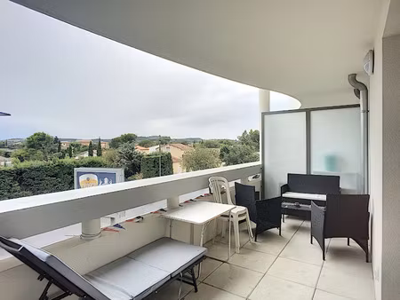 location appartement 2 pièces 40.1 m² à les angles (30133)  630 €