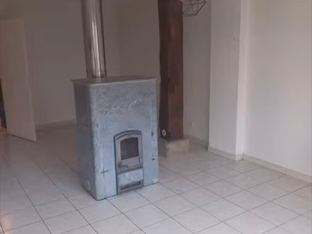 location appartement 1 pièce à maransin (33230)  450 €