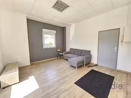 location appartement 2 pièces 39 m² à audincourt (25400)  470 €