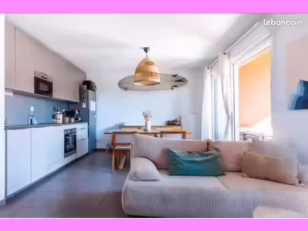 appartement t2 de 44 m² avec grand balcon