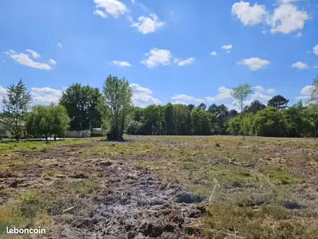 terrain 650 m² cadaujac