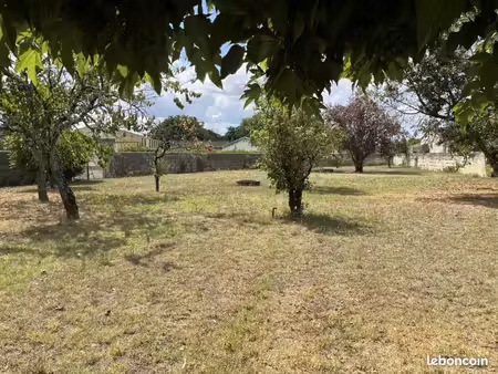 terrain 820 m² cissac medoc