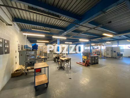 entrepôt / local industriel vire 260 m2